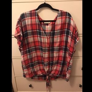 UNIVERSAL THREAD woven tie front shirt